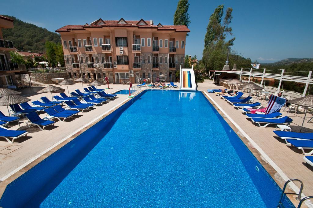 Flora Palm Otel 4*
