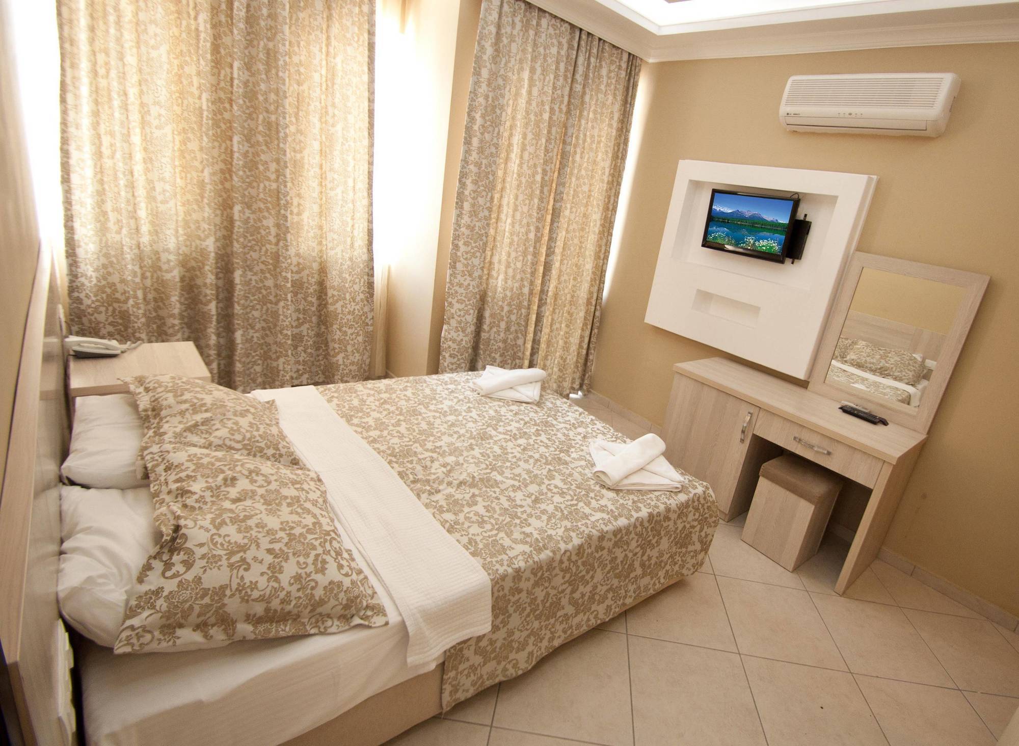 Otel Flora Palm Fethiye