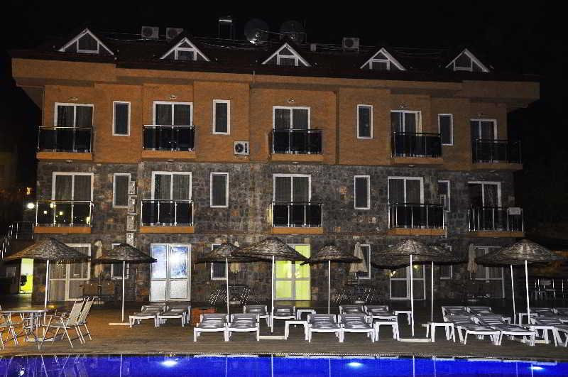 Otel Flora Palm 4*